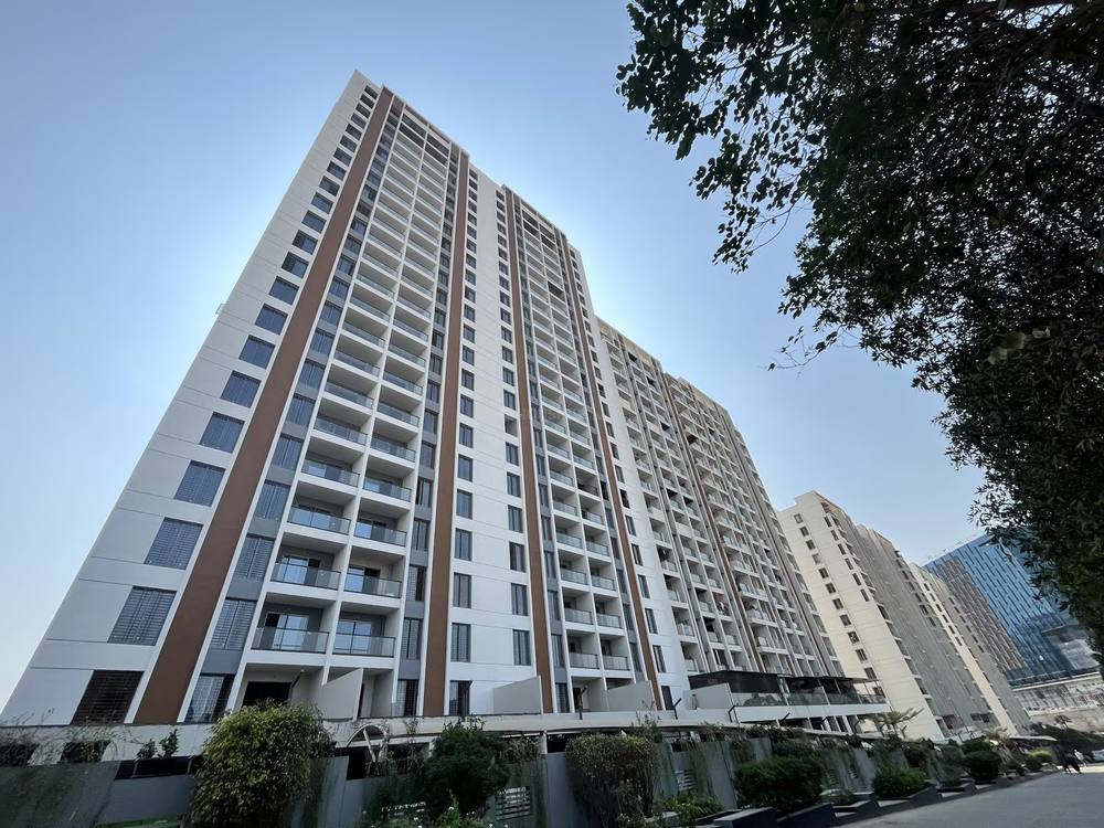 Majestique Towers East